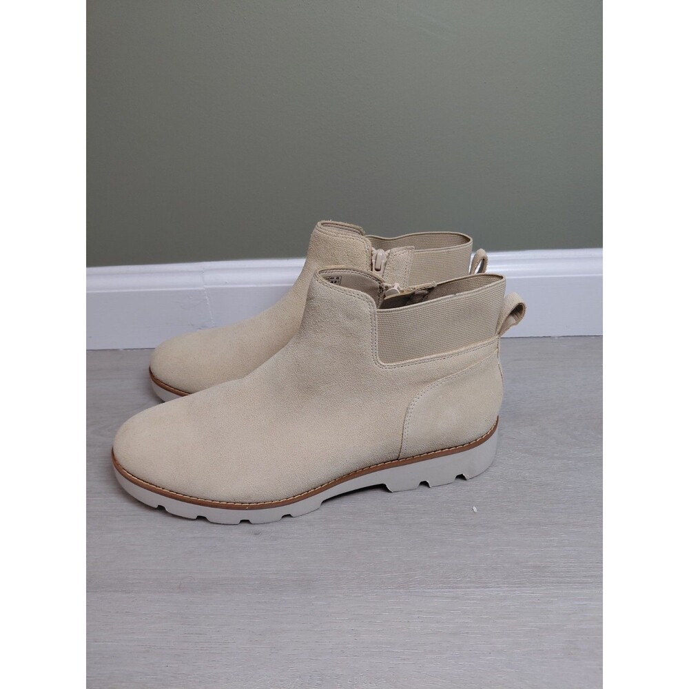 Vionic Brionie Boot Women Tan Suede, Chunky Lug Sole, Size 9 Water Repellent